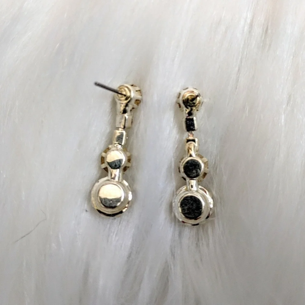 Gorgeous Crystal Drop Earring Wedding Glam